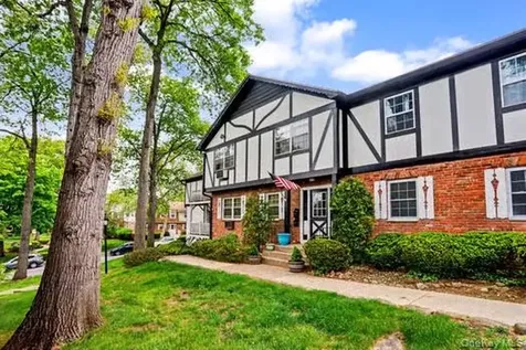 129 Parkside Drive Suffern NY 10901