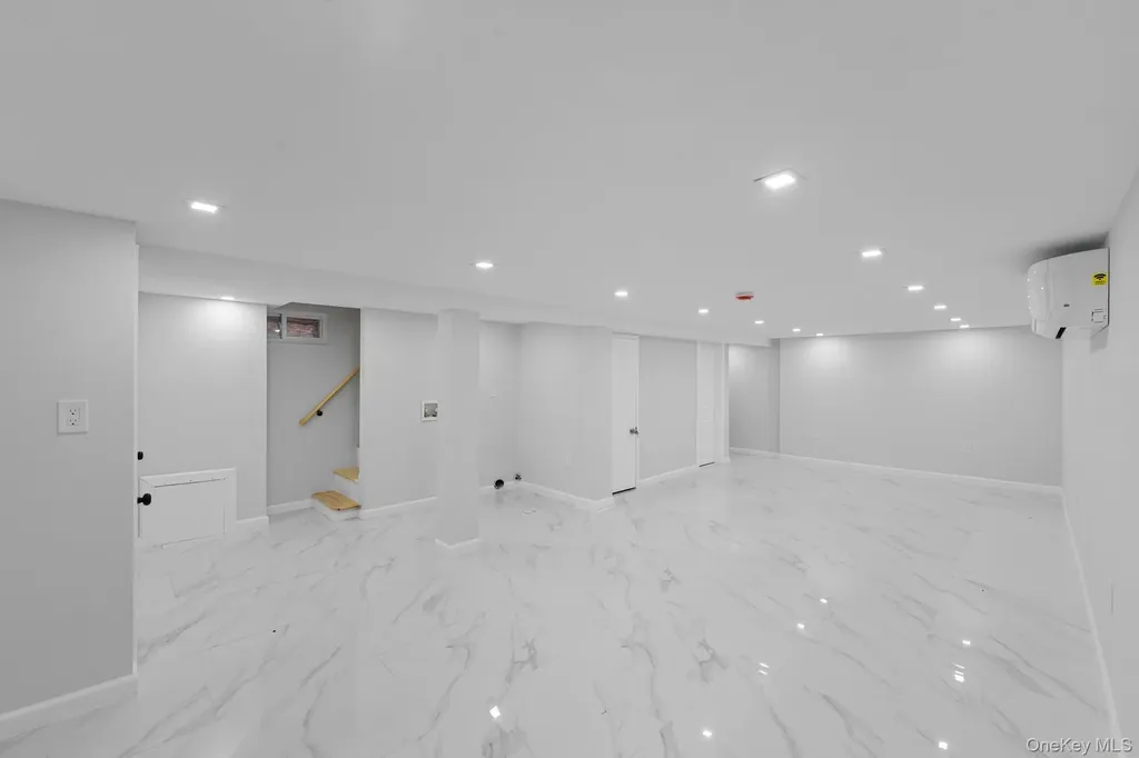4 Crosby Avenue Brooklyn NY 11207