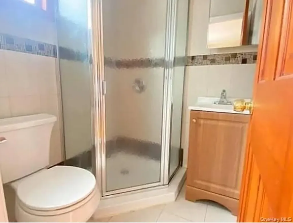 4033 191st Street Flushing NY 11358