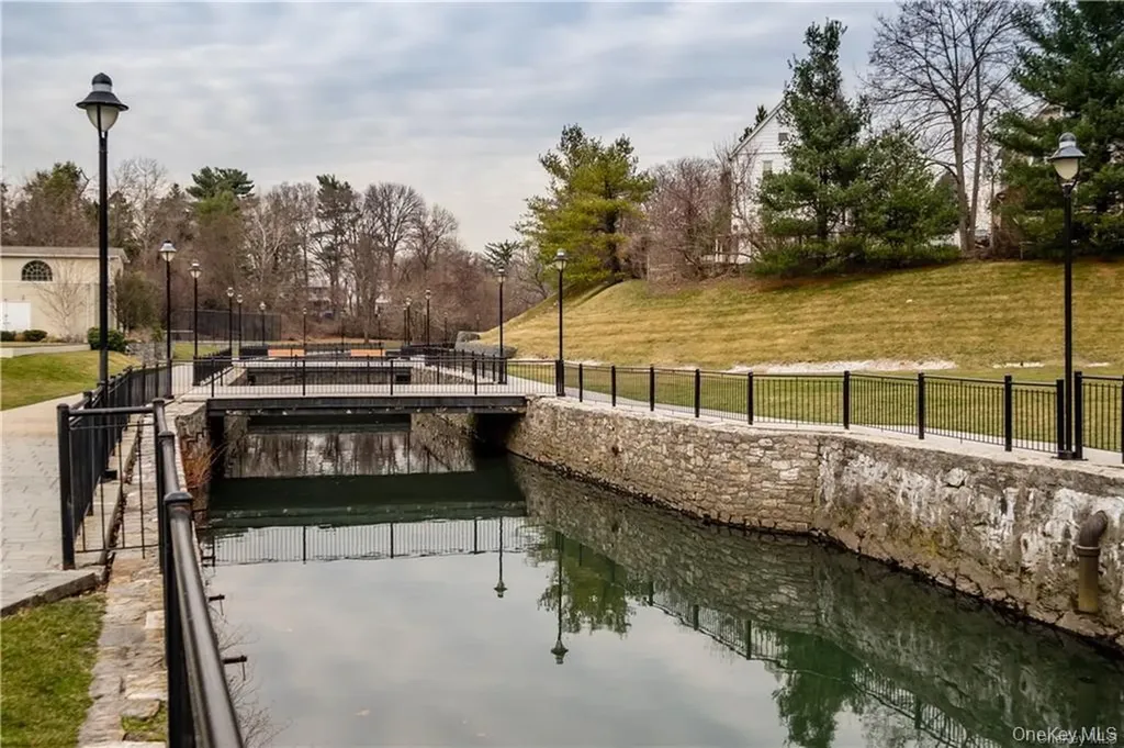 111 Kensington Road Bronxville NY 10708