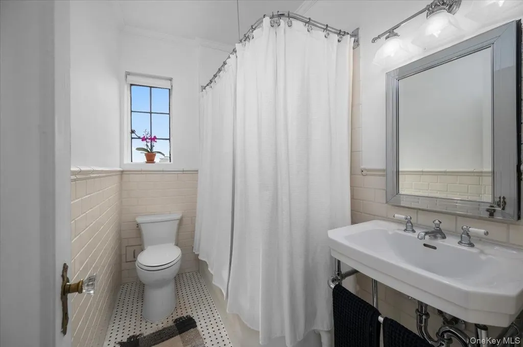 2 Westchester Avenue White Plains NY 10601