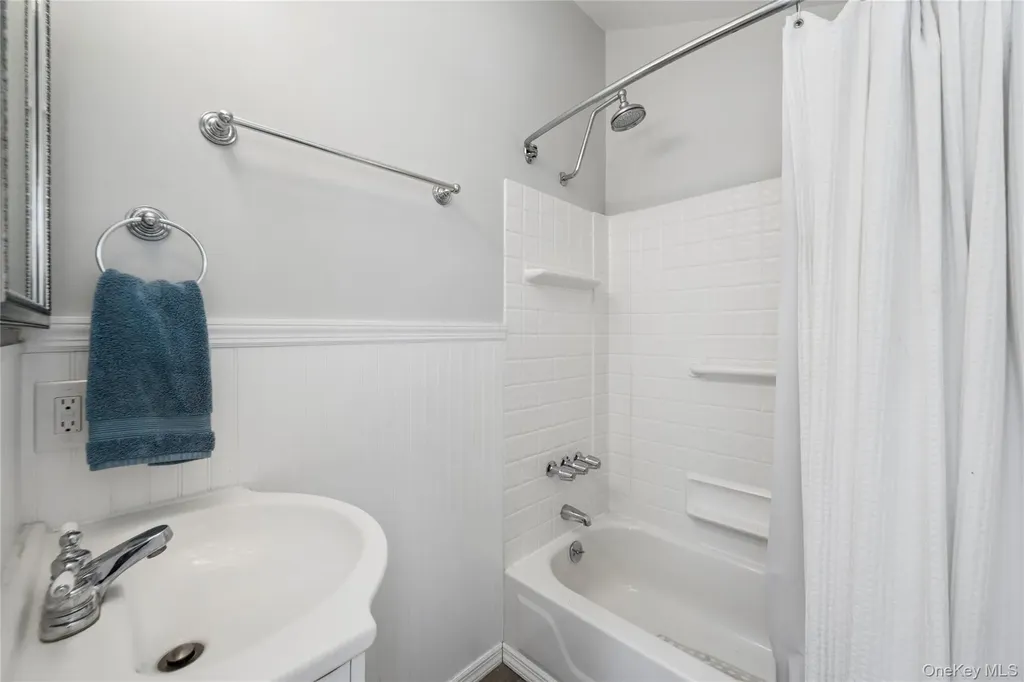 57 Kyle Road Hampton Bays NY 11946