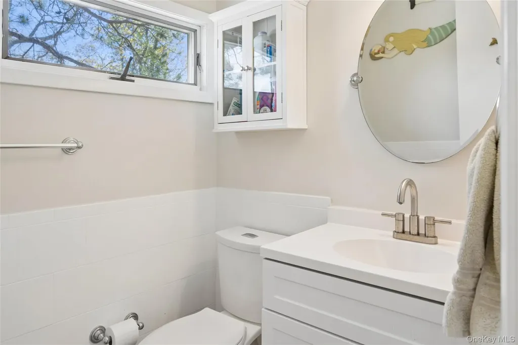 57 Kyle Road Hampton Bays NY 11946