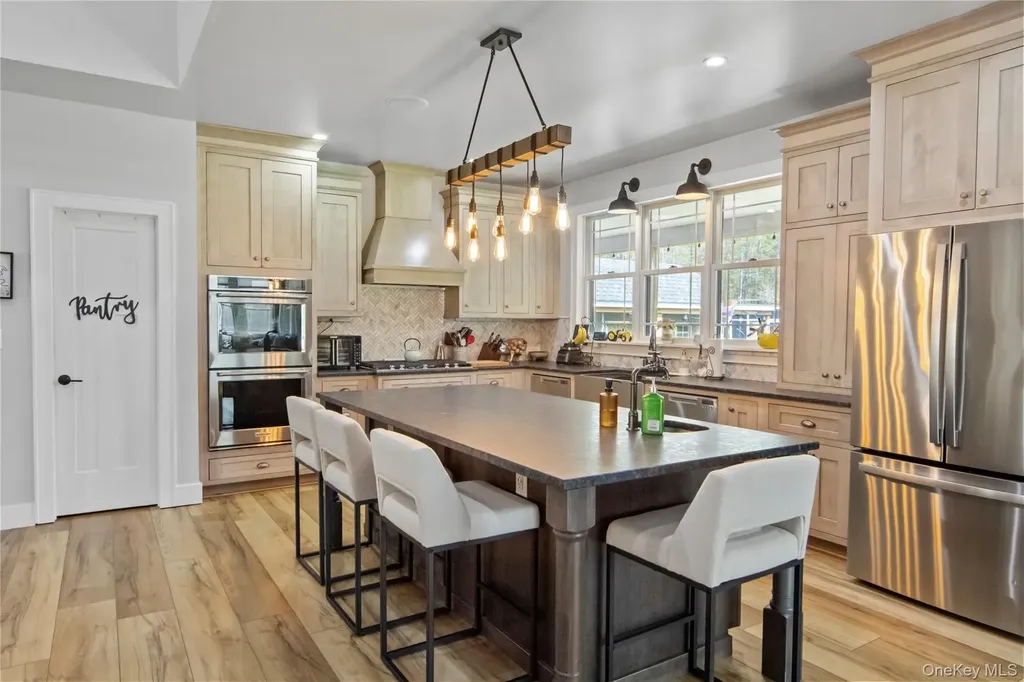 240 Sinsabaugh Road Pine Bush NY 12566