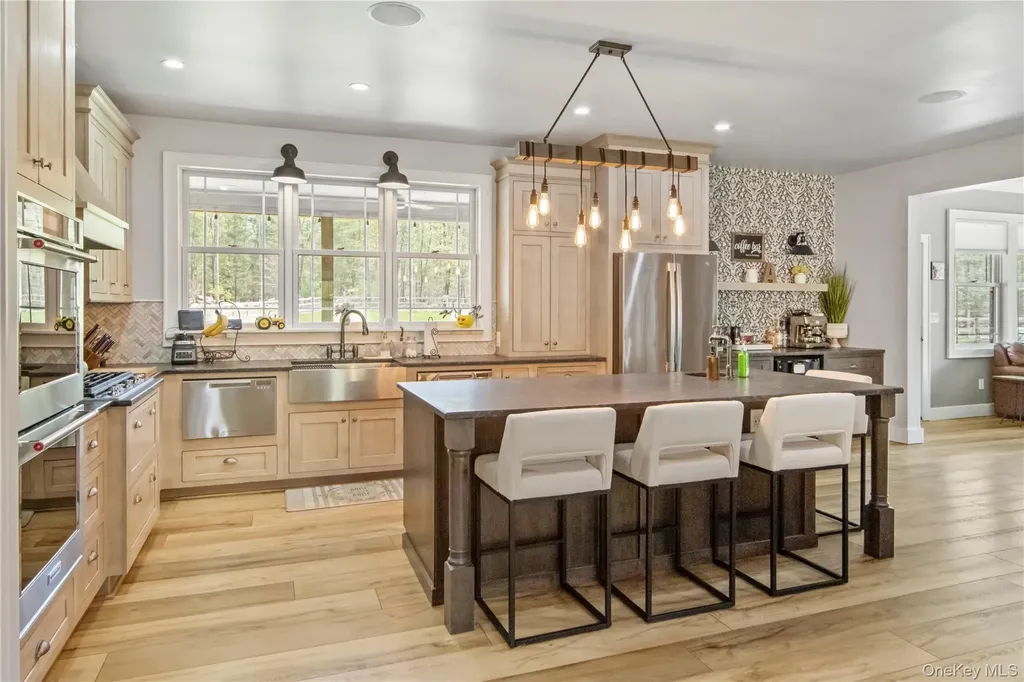 240 Sinsabaugh Road Pine Bush NY 12566