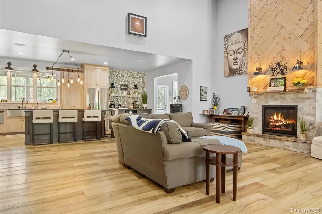 240 Sinsabaugh Road Pine Bush NY 12566