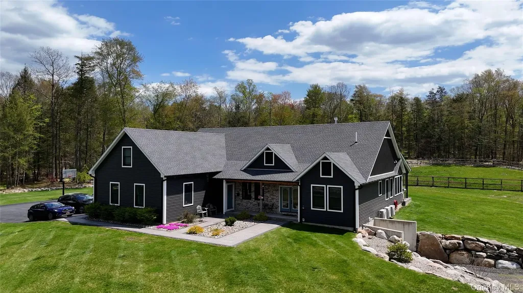240 Sinsabaugh Road Pine Bush NY 12566