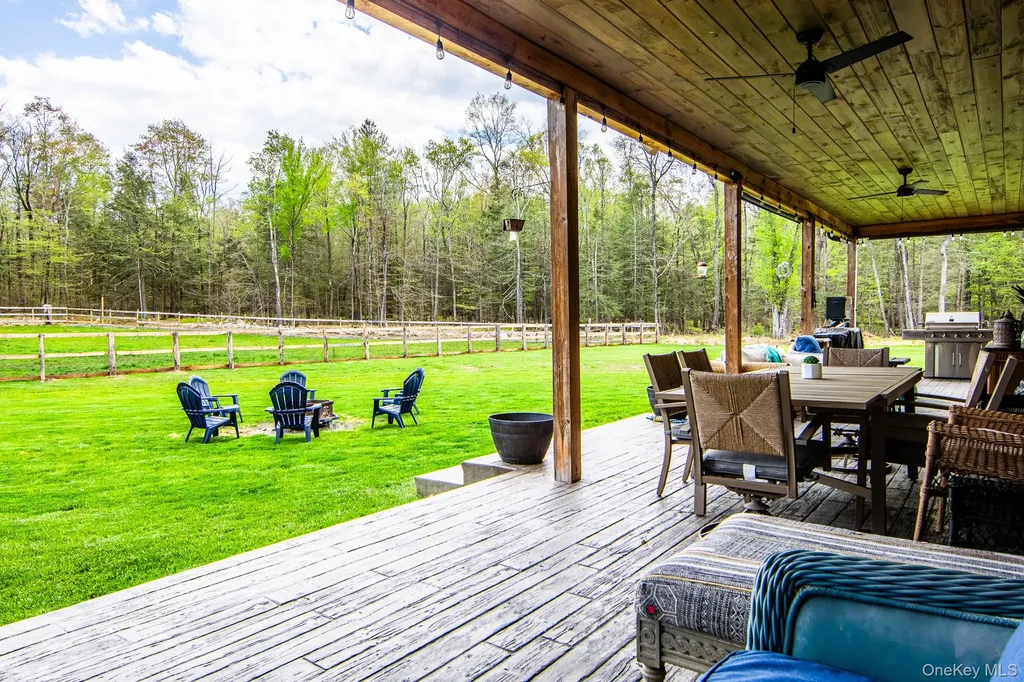 240 Sinsabaugh Road Pine Bush NY 12566