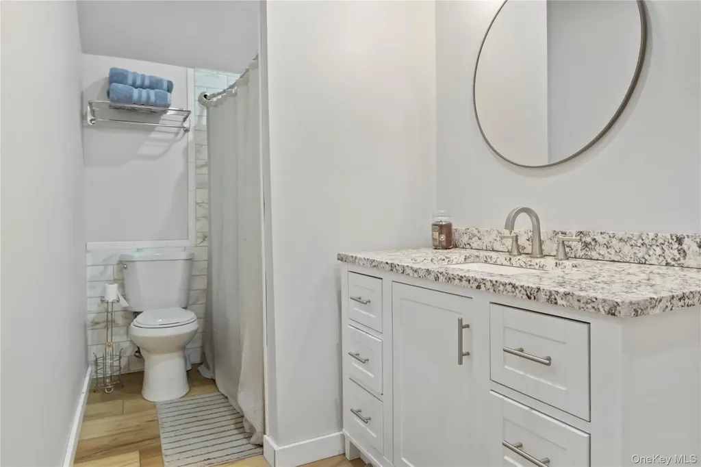 240 Sinsabaugh Road Pine Bush NY 12566