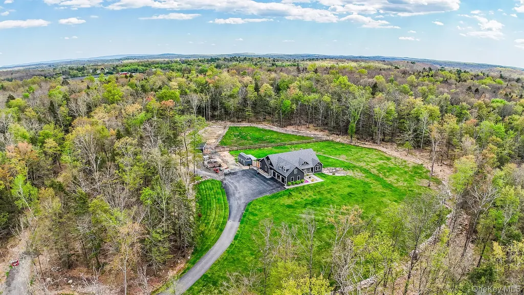 240 Sinsabaugh Road Pine Bush NY 12566
