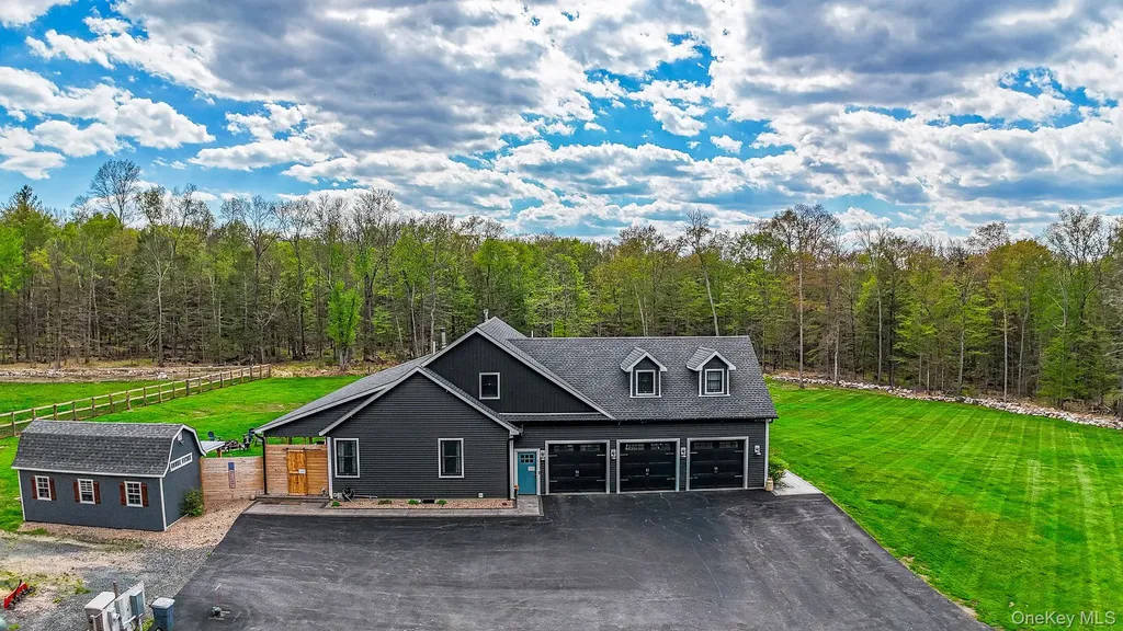 240 Sinsabaugh Road Pine Bush NY 12566