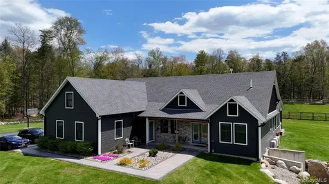 240 Sinsabaugh Road Pine Bush NY 12566