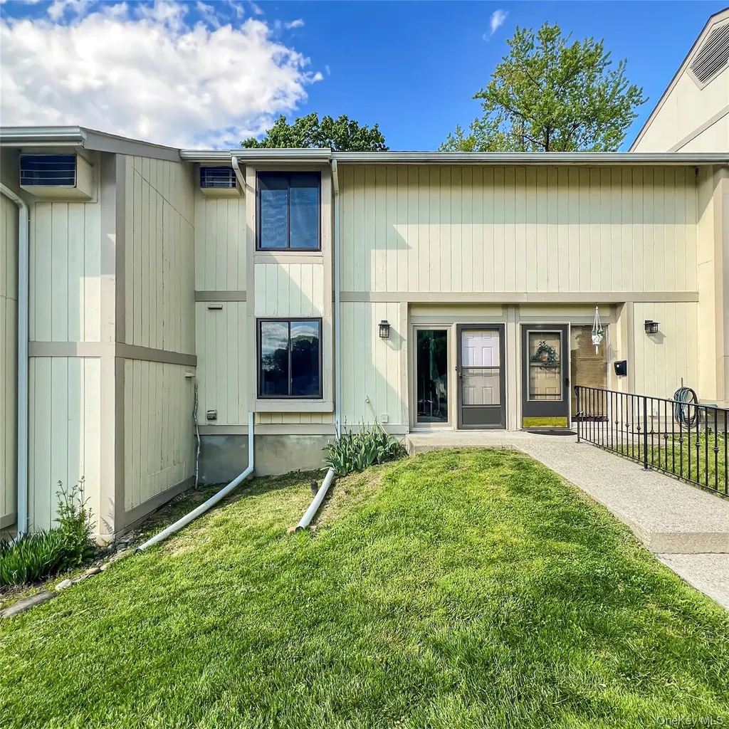 26 Hammond Plaza Beacon NY 12508