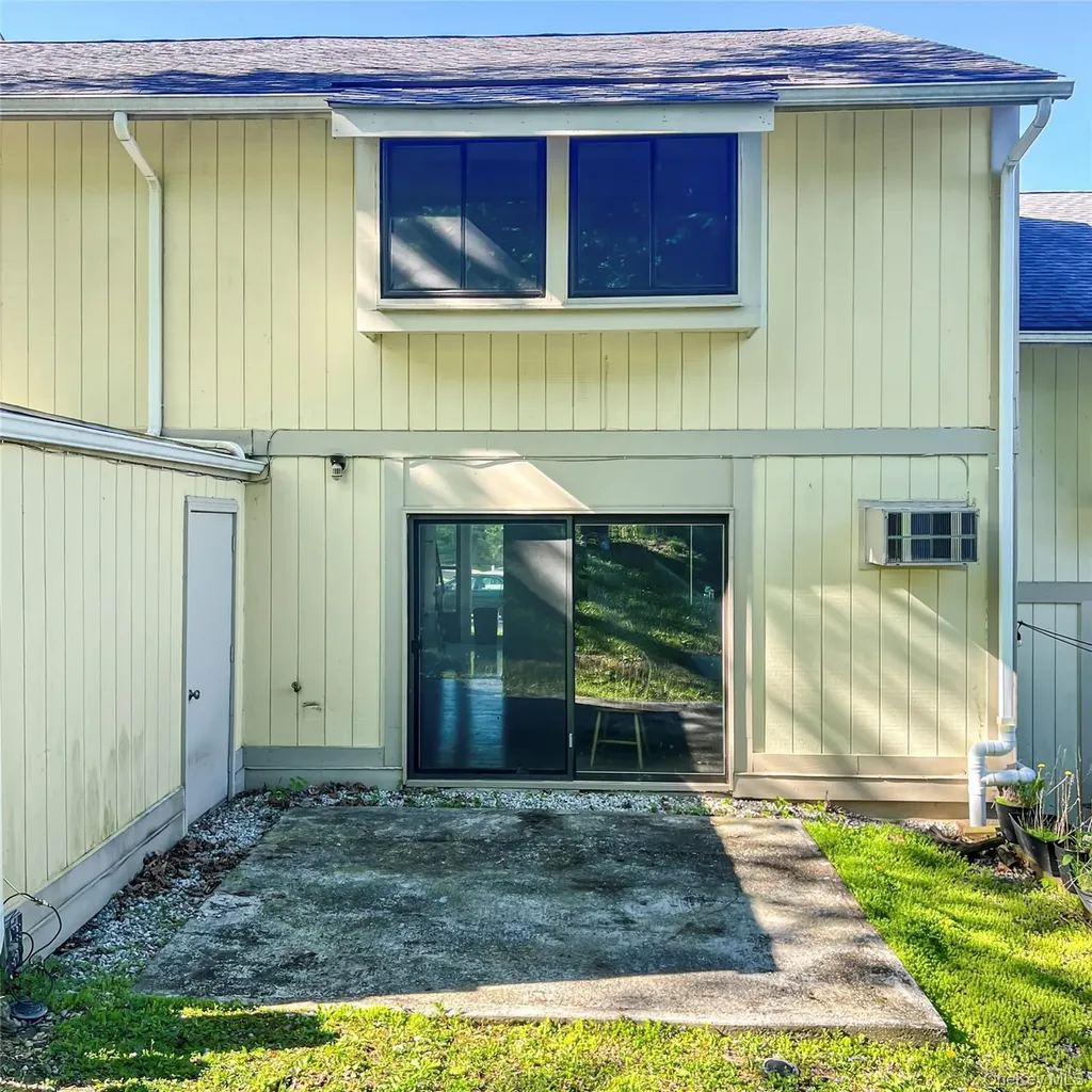 26 Hammond Plaza Beacon NY 12508