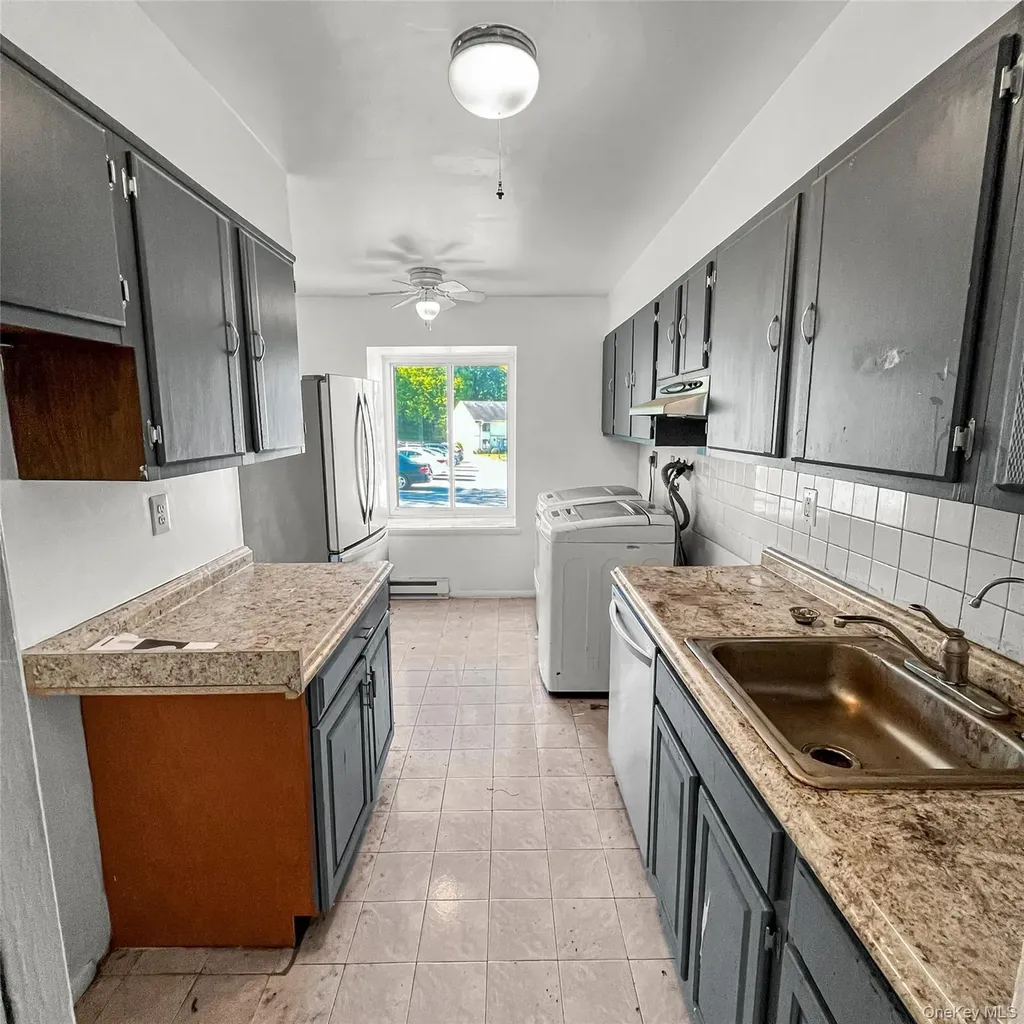26 Hammond Plaza Beacon NY 12508