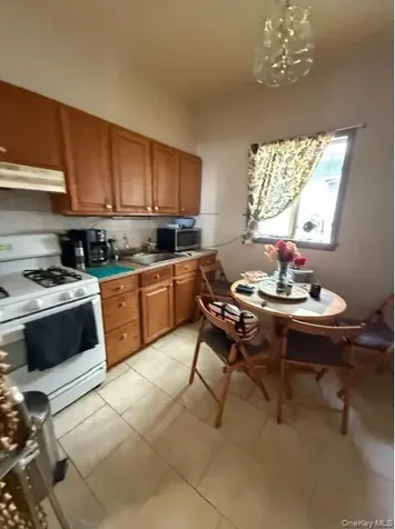 114 Bay 32nd Street Brooklyn NY 11214