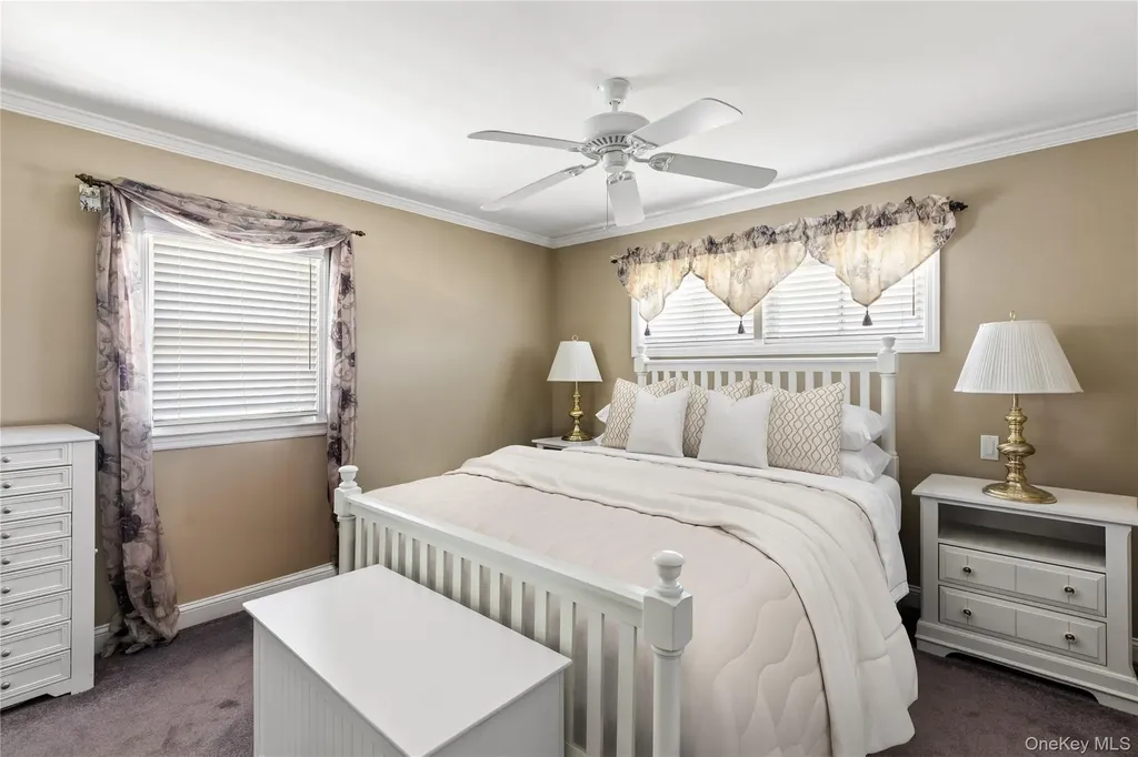 317 Oconnor Road North Babylon NY 11703