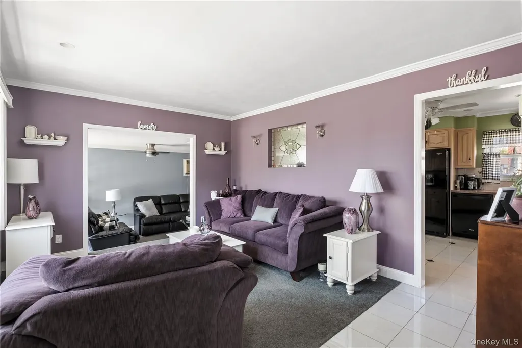 317 Oconnor Road North Babylon NY 11703