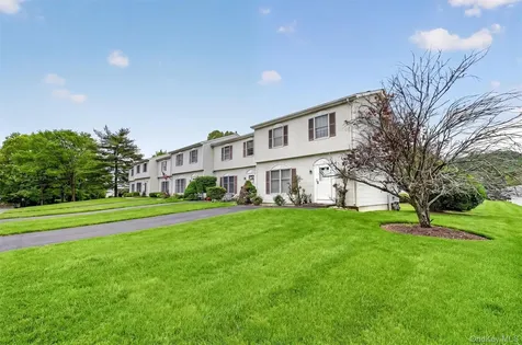4 Strack Court West Haverstraw NY 10993