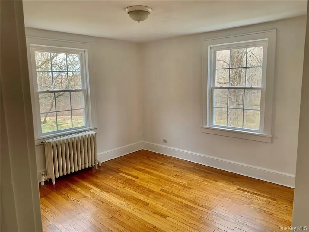 336 Armonk Road Mount Kisco NY 10549