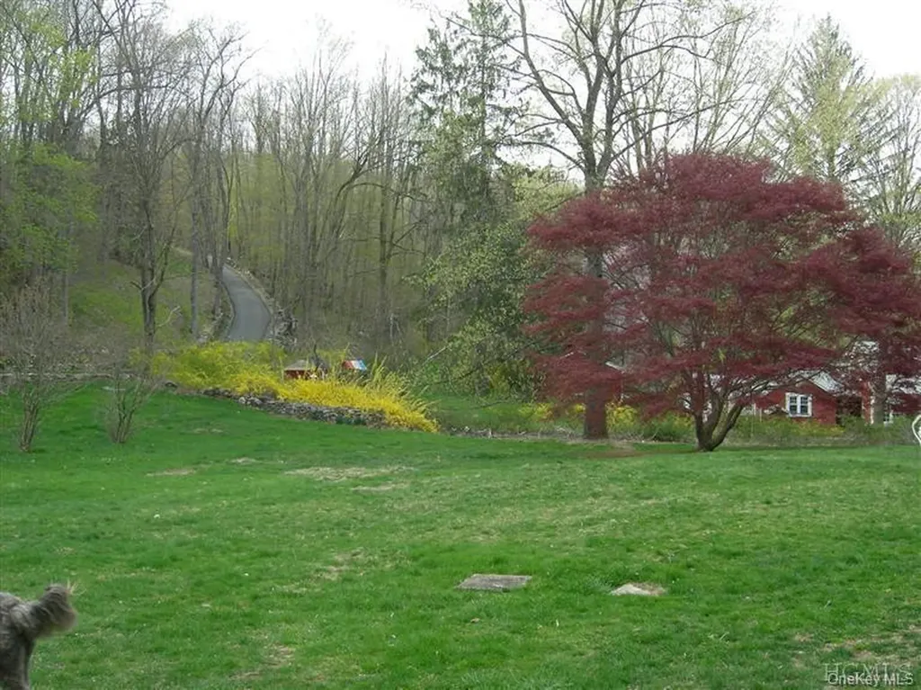336 Armonk Road Mount Kisco NY 10549