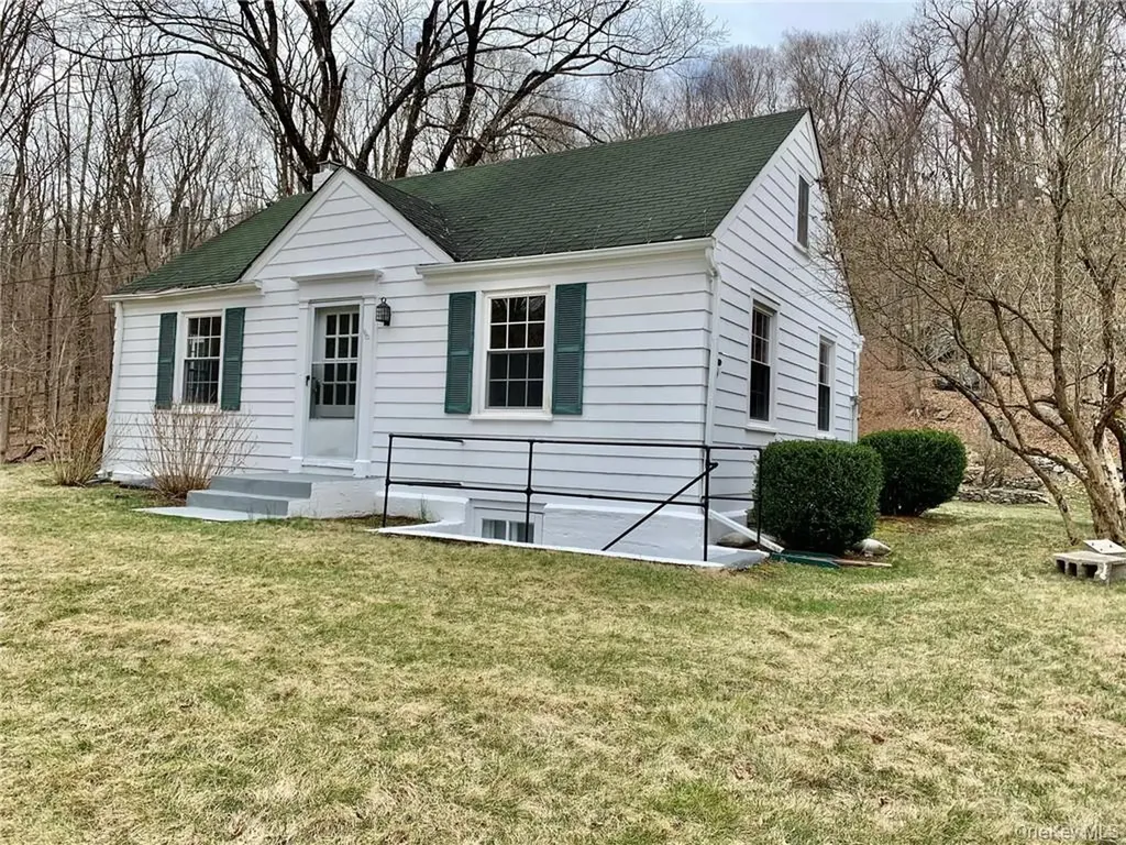 336 Armonk Road Mount Kisco NY 10549