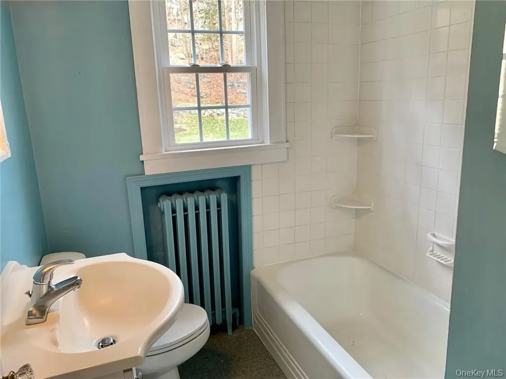 336 Armonk Road Mount Kisco NY 10549