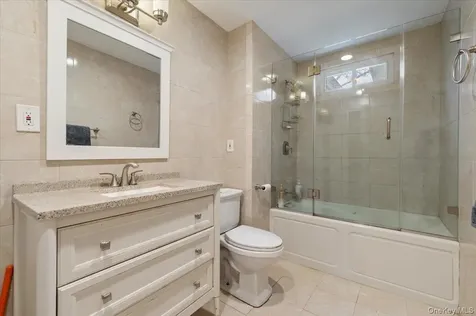 38 Wall Street Farmingdale NY 11735