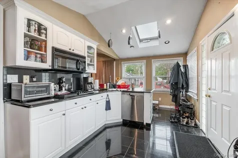 38 Wall Street Farmingdale NY 11735