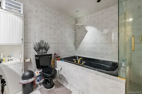 38 Wall Street Farmingdale NY 11735