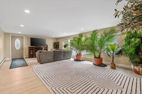 38 Wall Street Farmingdale NY 11735