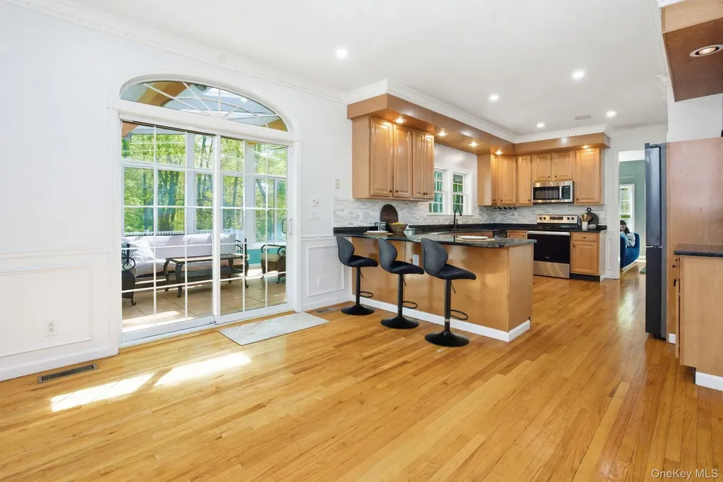 28 Sassinoro Drive Putnam Valley NY 10579