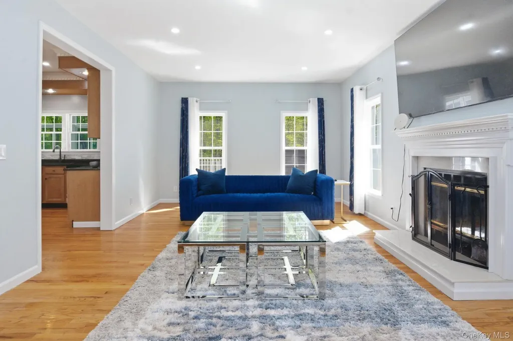 28 Sassinoro Drive Putnam Valley NY 10579
