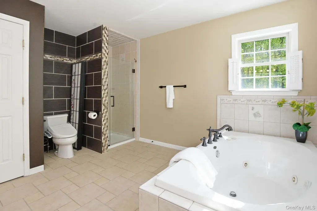 28 Sassinoro Drive Putnam Valley NY 10579