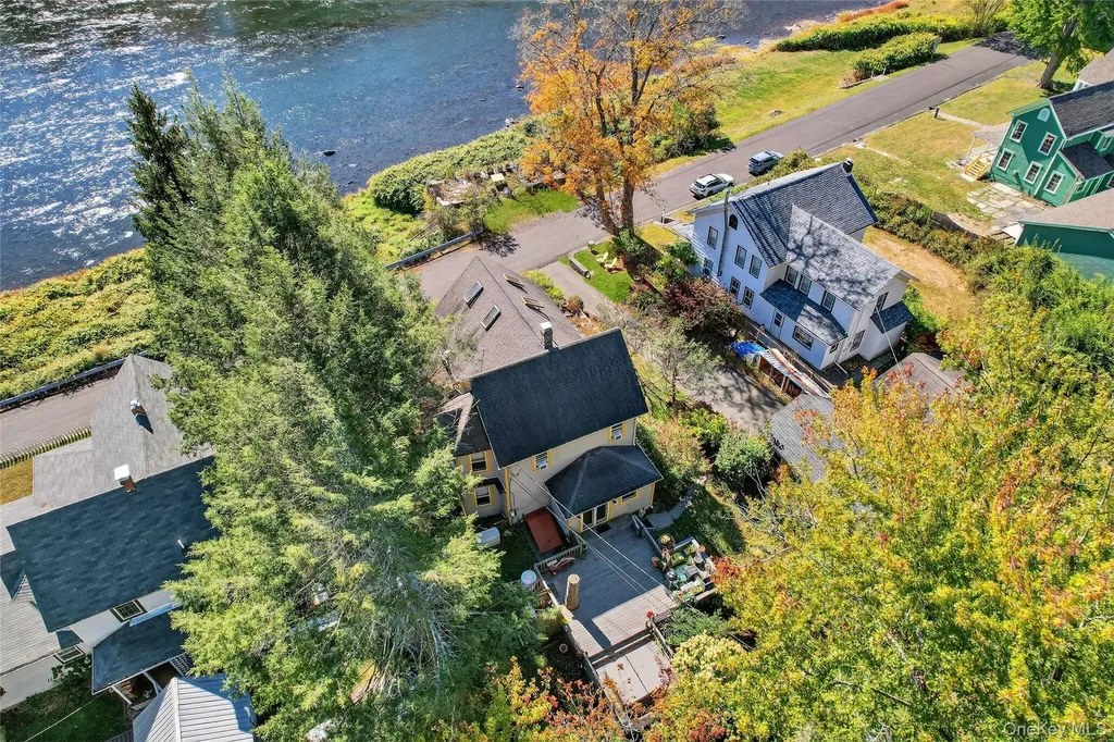 48 River Road Barryville NY 12719