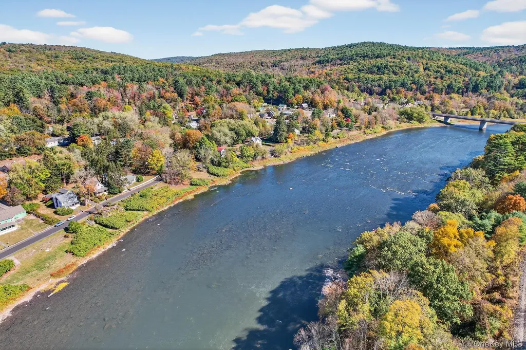 48 River Road Barryville NY 12719