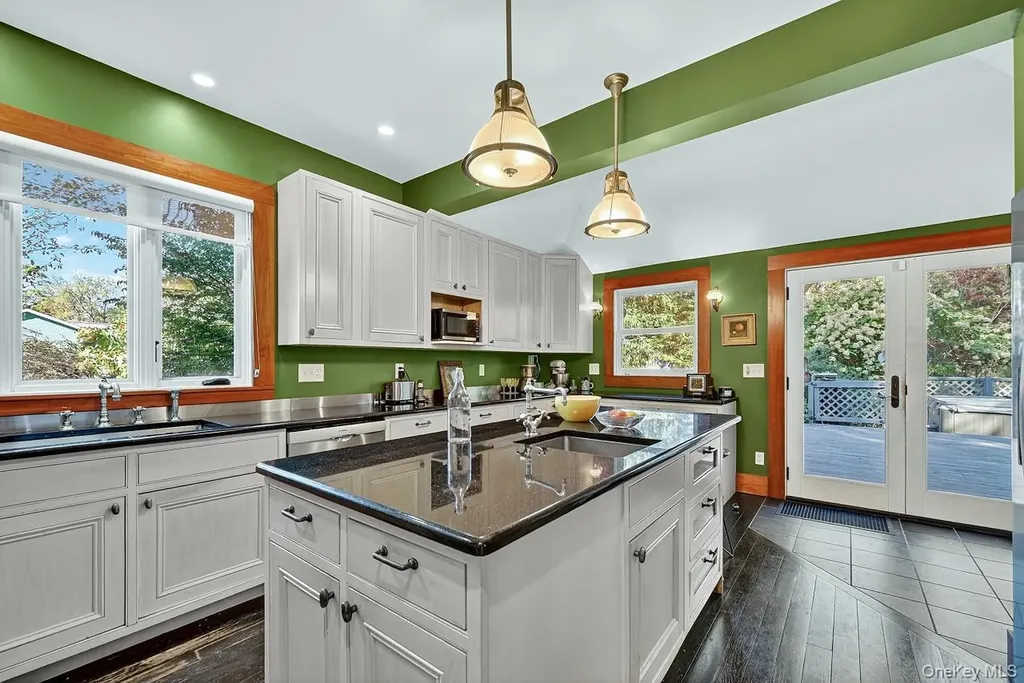 48 River Road Barryville NY 12719