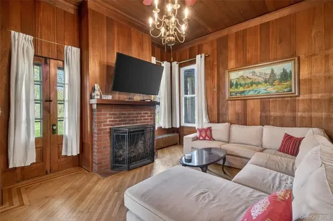 19 High Street Chester NY 10918
