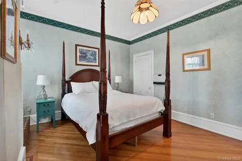 19 High Street Chester NY 10918
