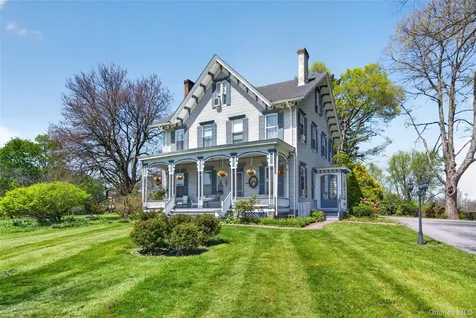19 High Street Chester NY 10918