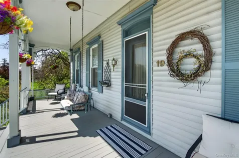 19 High Street Chester NY 10918