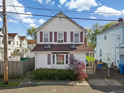 25 S Prospect Street Kingston NY 12401