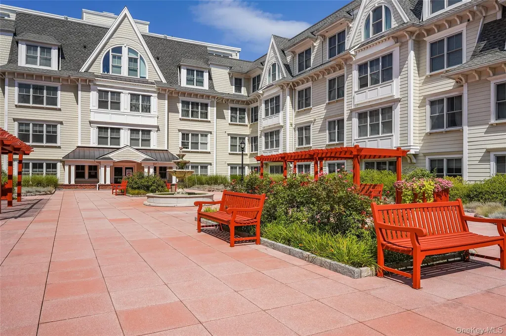 225 Stanley Avenue Mamaroneck NY 10543