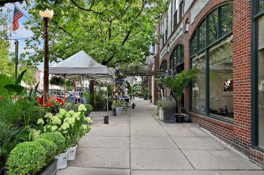 355 Bronxville Road Bronxville NY 10708