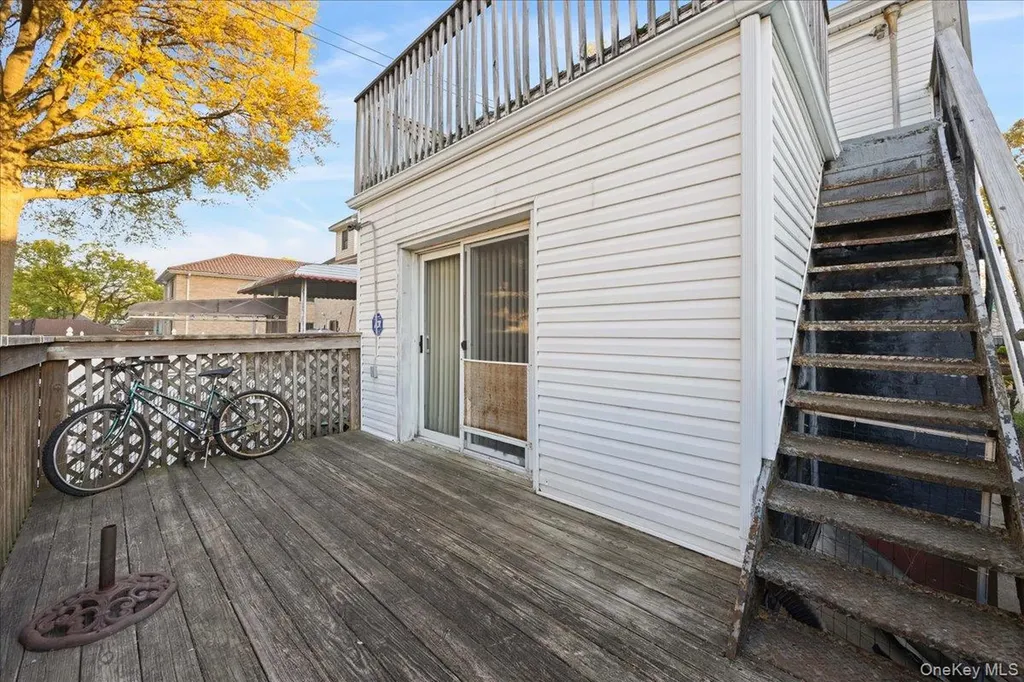 3181 Waterbury Avenue Bronx NY 10465
