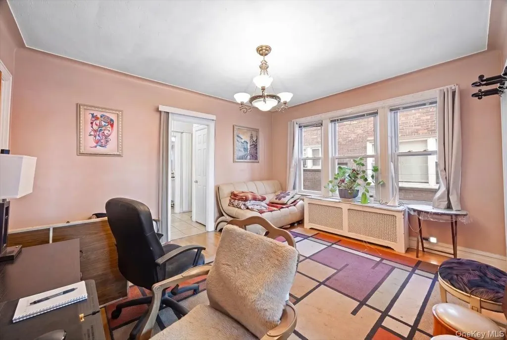 3181 Waterbury Avenue Bronx NY 10465