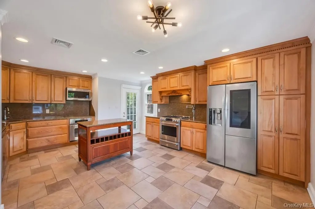 47 Laurie Boulevard Bethpage NY 11714