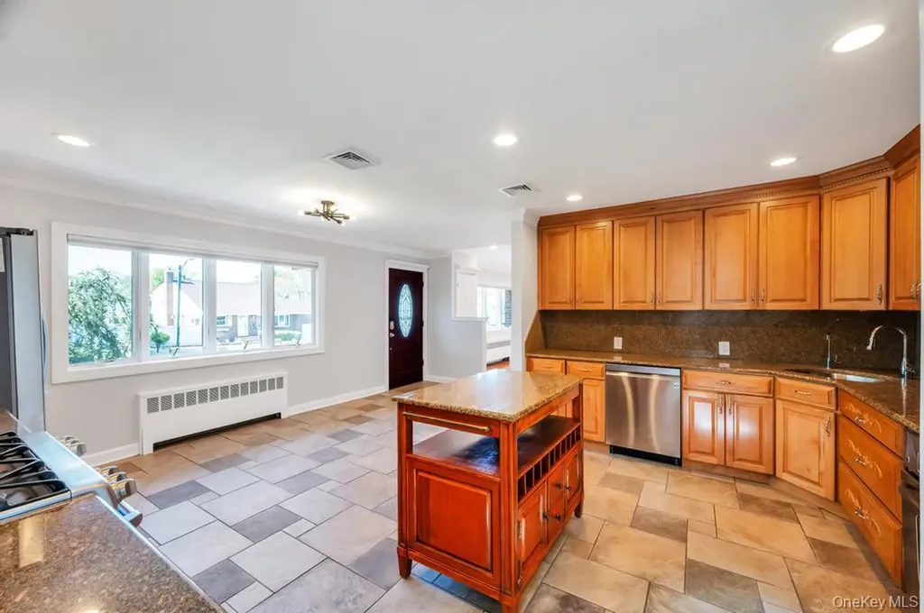 47 Laurie Boulevard Bethpage NY 11714