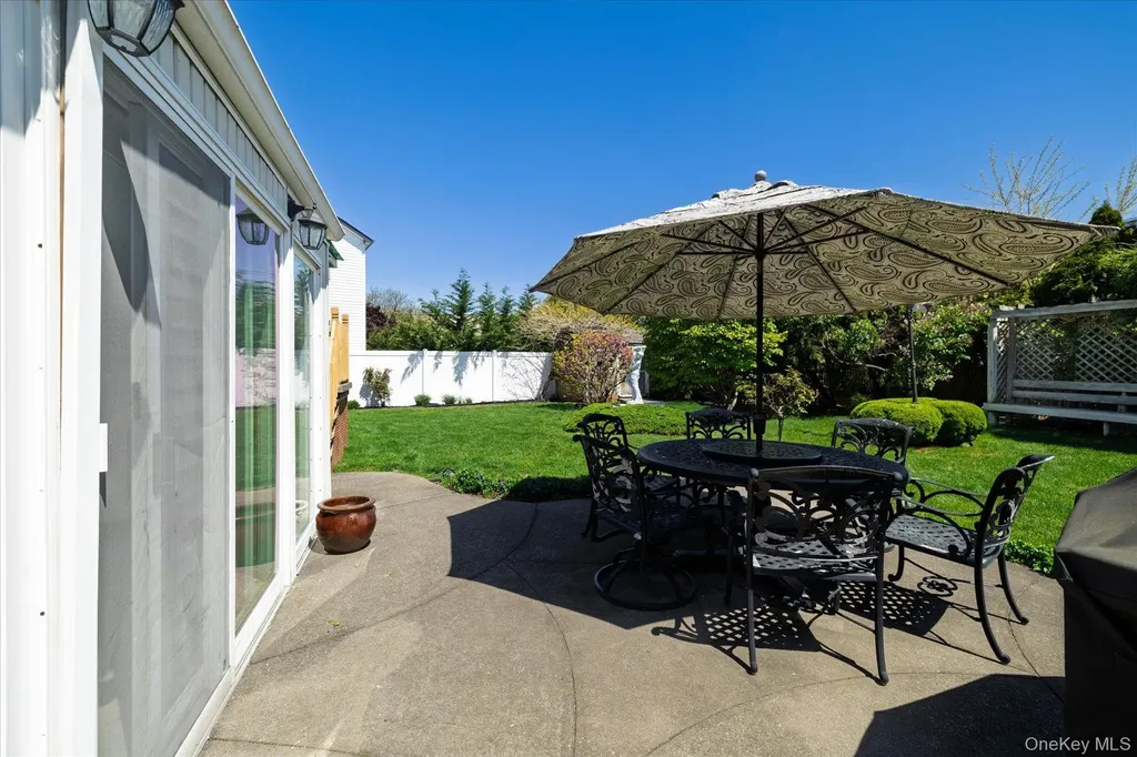 21 Soloff Boulevard Inwood NY 11096