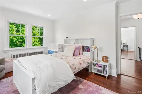 62 Broadfield Road New Rochelle NY 10804